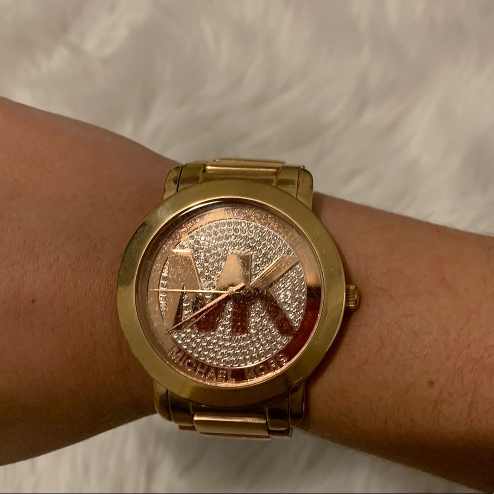 MICHAEL KORS DIAMOND GOLD WATCH